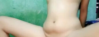 ERICA Ngulek Di Kamar Kos