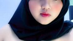 ZELLA Hijab MAsih Belia Suka Ngocok