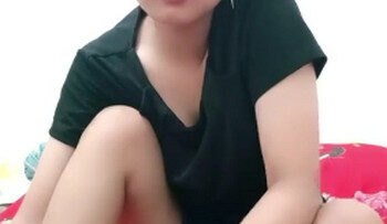 LUCI BELLA Suka Ngocok Sotong