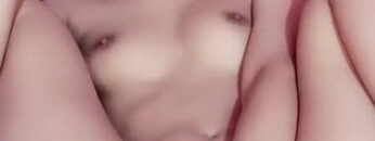 MONA Kobok memek Pakai Jari