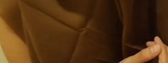 UMI KASANAH Nyobain Dildo