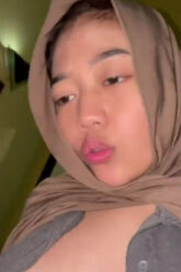DEWWY Hijab Pacaran Ngewe
