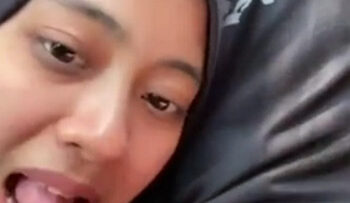 HIJAB Kulum Sotong Di Mobil