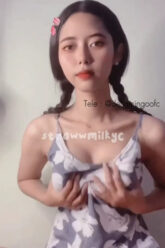 MILKY Strawberry Cekep Ngocok