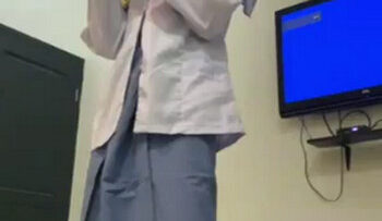 PELAJAR Pakai Seragam Checkin Hotel.jpg