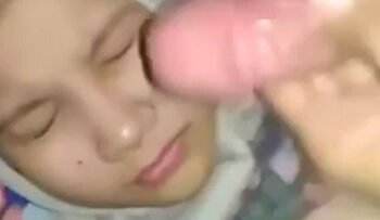 EKSEKUSI Hijab Cantik Crot Muka.jpg