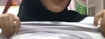 MBAK UUT Bogel Omek Totalitas.jpg