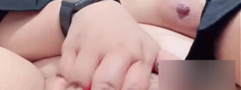 KANJENG MAMI Zoom Memek.jpg