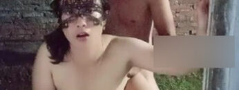 OCHA Ngewe Diluar RumaH.jpg