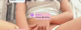 SI Cantik Eksib Depan Rumah.jpg