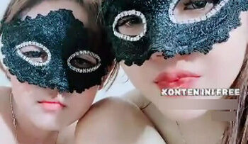 DUO CLARA Ngocok Bareng.jpg