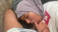 HIJAB Ngokop Kontol Dari Bawah.jpg