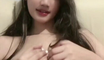 MARLINA Cakep Doyan Ngocok.jpg