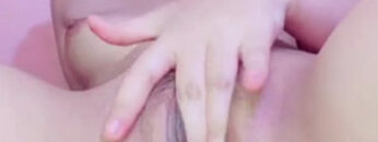 TIA Ngocok Zoom Memek Sampai Meleleh.jpg